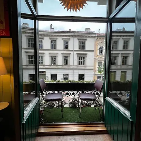 Elegant & Quiet Apartment In Historic House - Prime Location In Oslo West Exterior photo