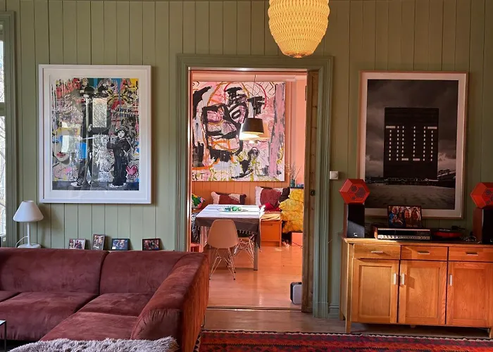 Elegant & Quiet Apartment In Historic House - Prime Location In Oslo West